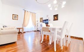Santacecilia Apartment